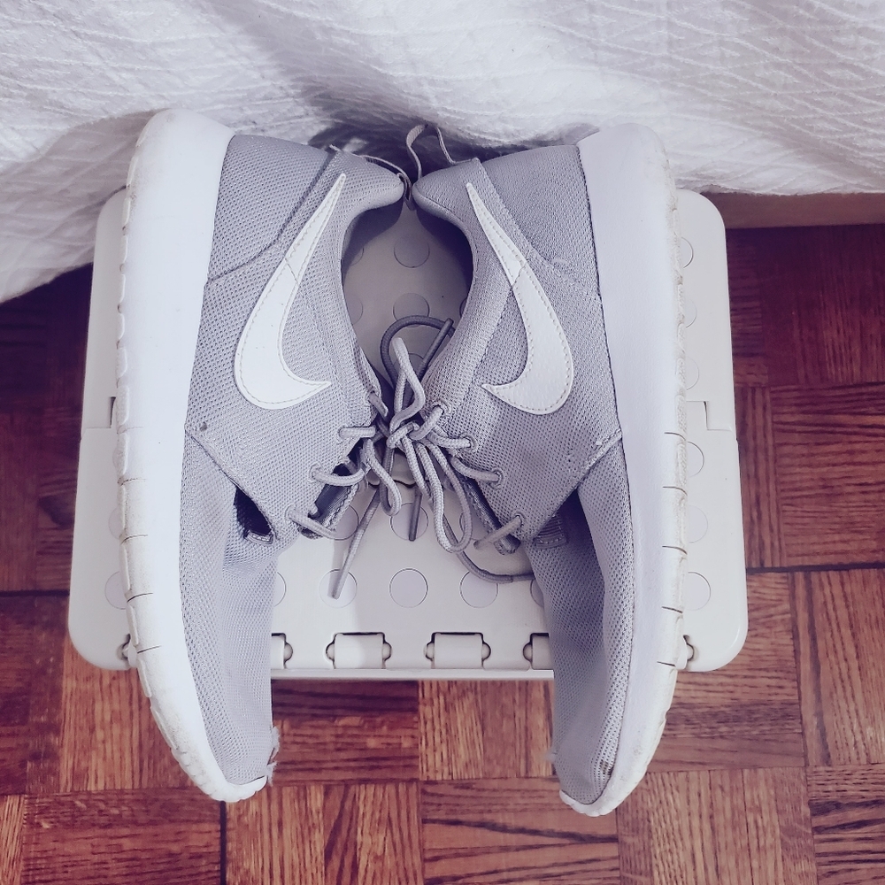 NIKE "Roshe One" Wolf Grey White Running Shoes/Sneakers